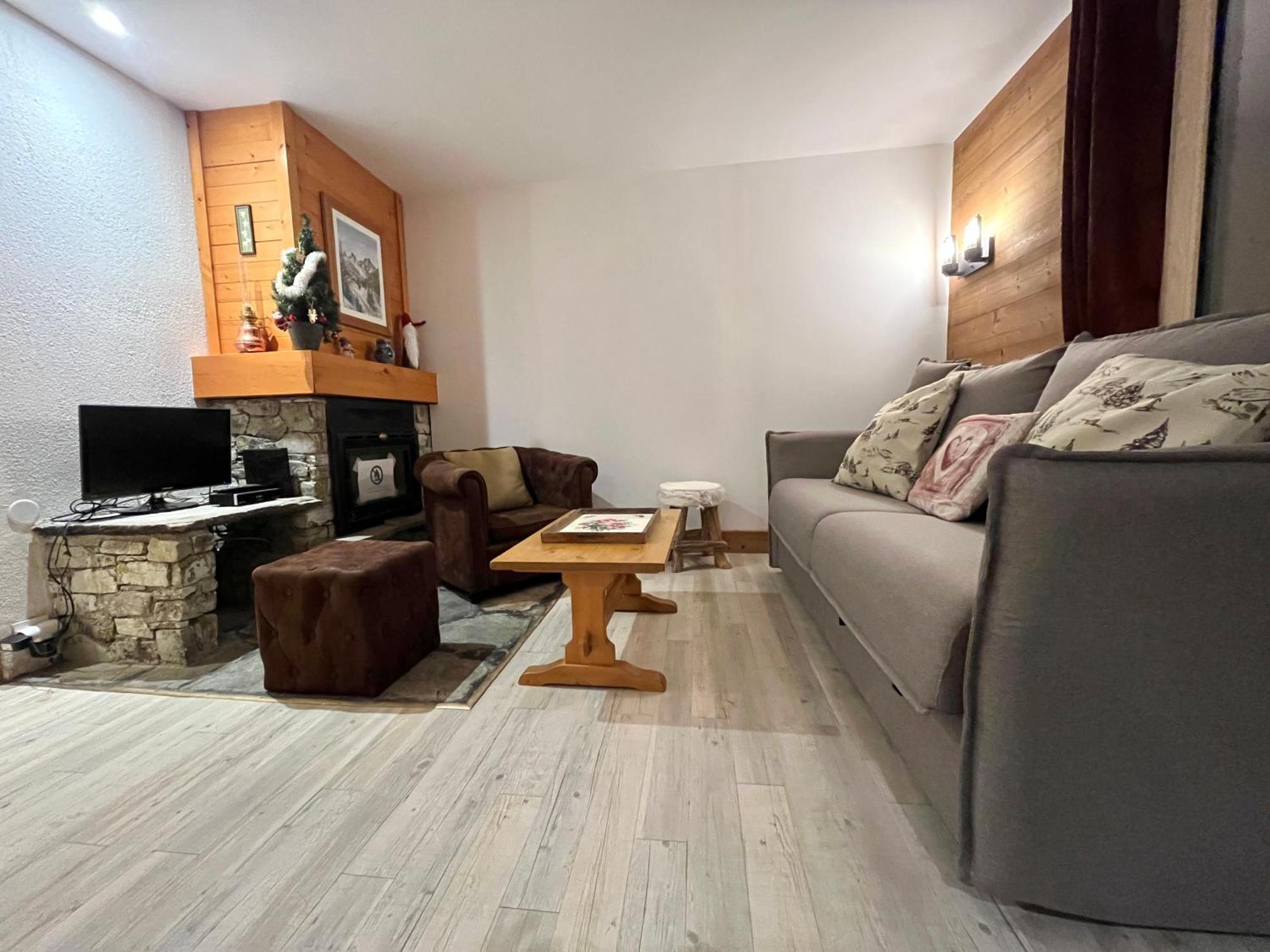 Grand Chalet - Appartement 5Pax Au Pied Des Pistes - Parking - Skiroom - Cheminee Decorative- Balcons Тинь Экстерьер фото